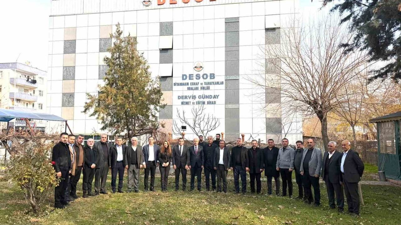 Diyarbakır Emniyet Müdürü Gökduman, DESOB Başkanı Ebedinoğlu ile görüştü