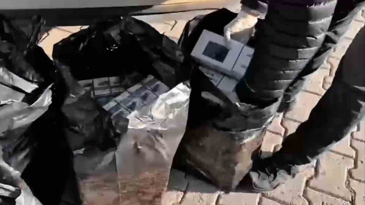 Doğubayazıt’ta 2 bin paket gümrük kaçağı sigara ele geçirildi
