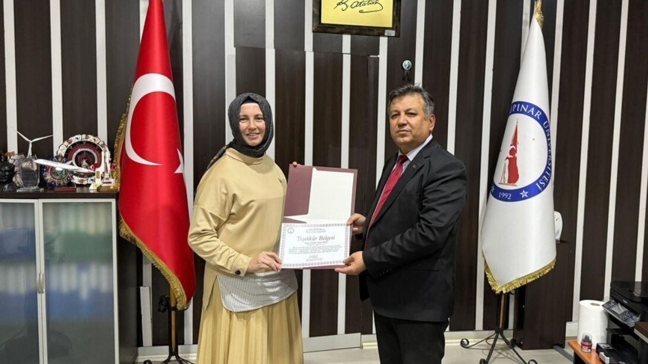 Dr. Esma Bilgili Tavşanlı MYO'da kariyer ve kişisel gelişim söyleşisi verdi