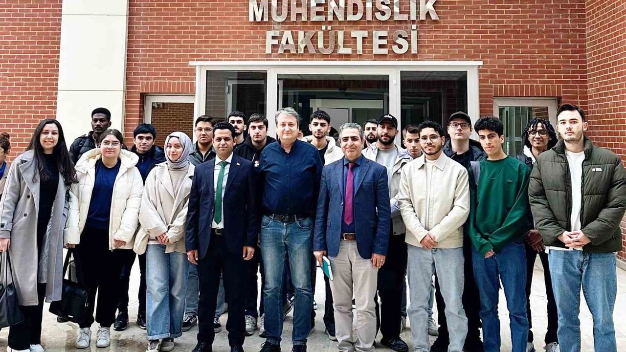 DSİ Eskişehir Bölge Müdürlüğü BŞEÜ'de Su Yapıları Sunumu Gerçekleştirdi