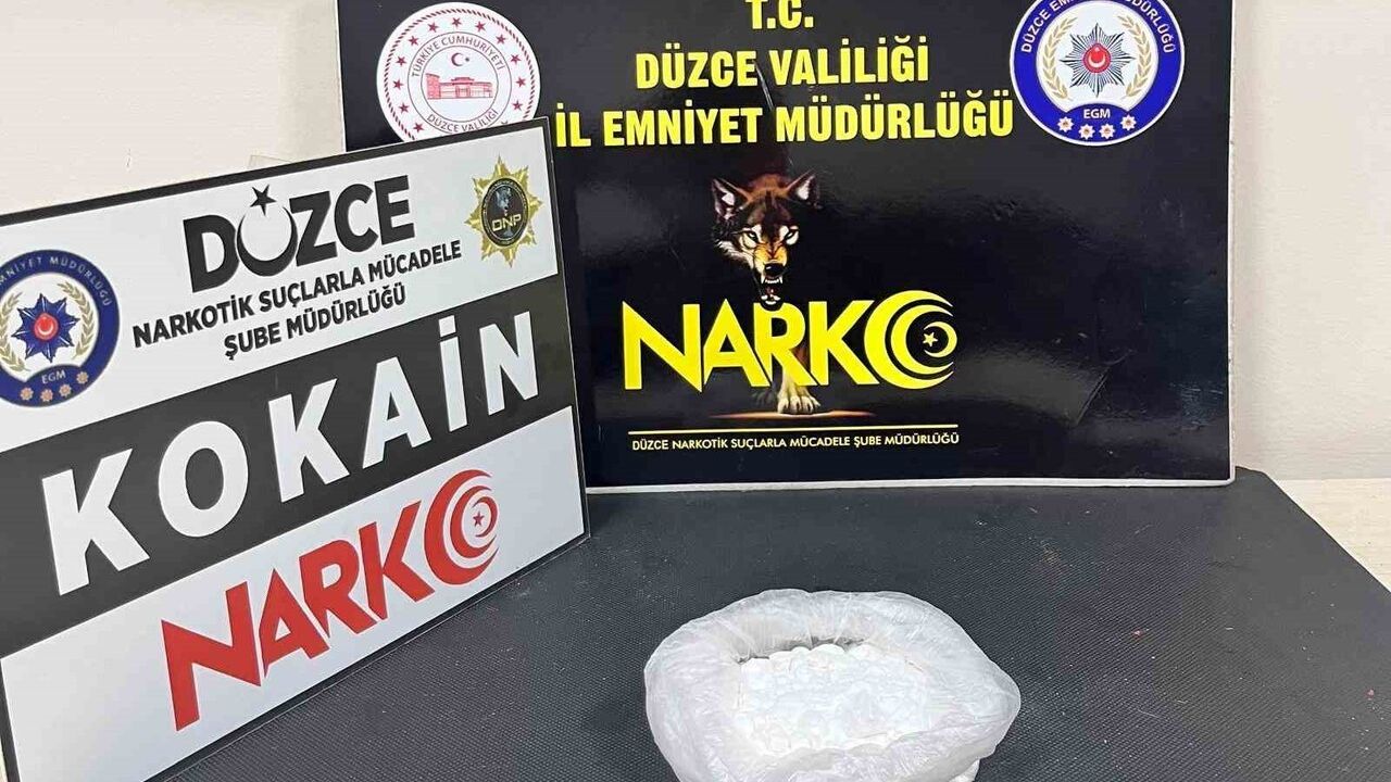 Düzce'de 153 gram kokain ele geçirildi, zanlı tutuklandı