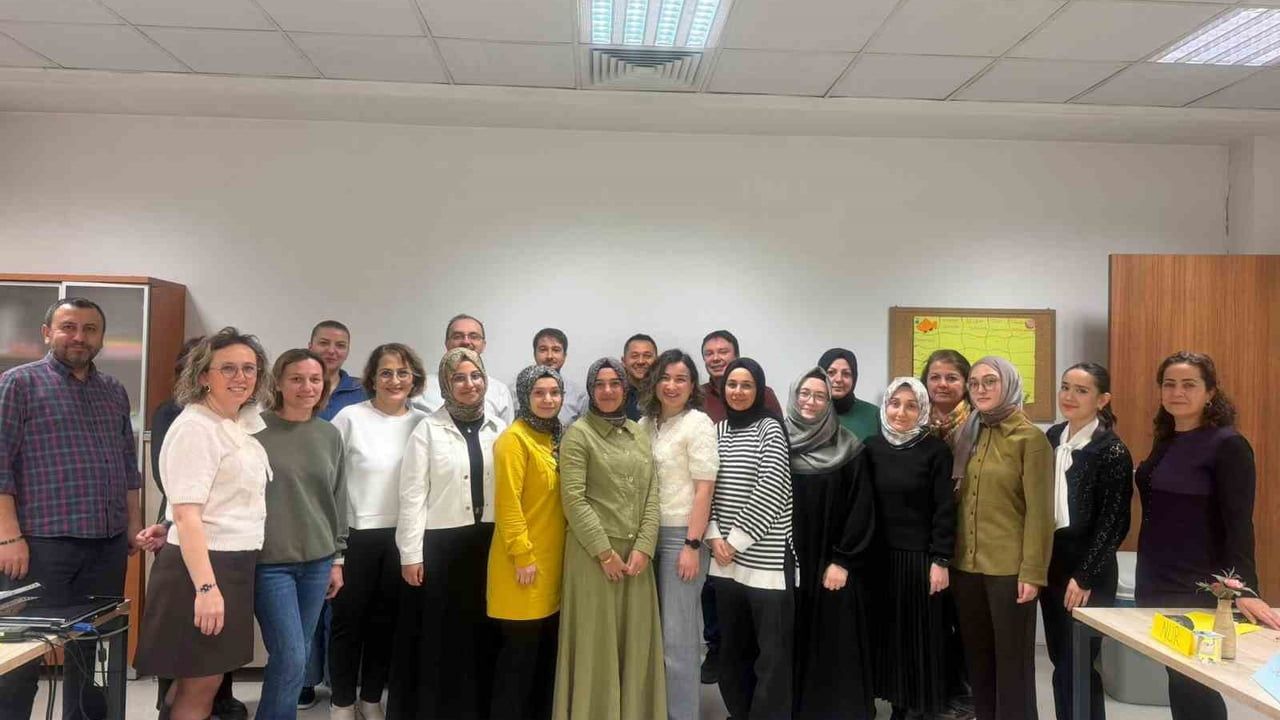 Düzce'de 2025 yılı 4. grup üreme ve cinsel sağlık eğitimi gerçekleştirildi