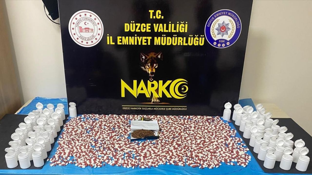 Düzce'de binlerce uyuşturucu hapla yakalandı