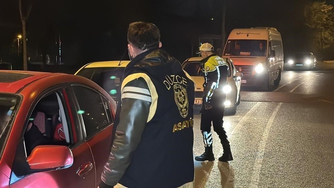 Düzce'de denetimlerde 114 aranan şahıs yakalandı, 24 tutuklandı