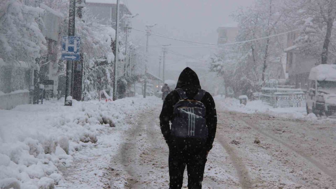 Düzce'nin Kaynaşlı ve Yığılca ilçelerinde 30 Aralık'ta eğitime ara