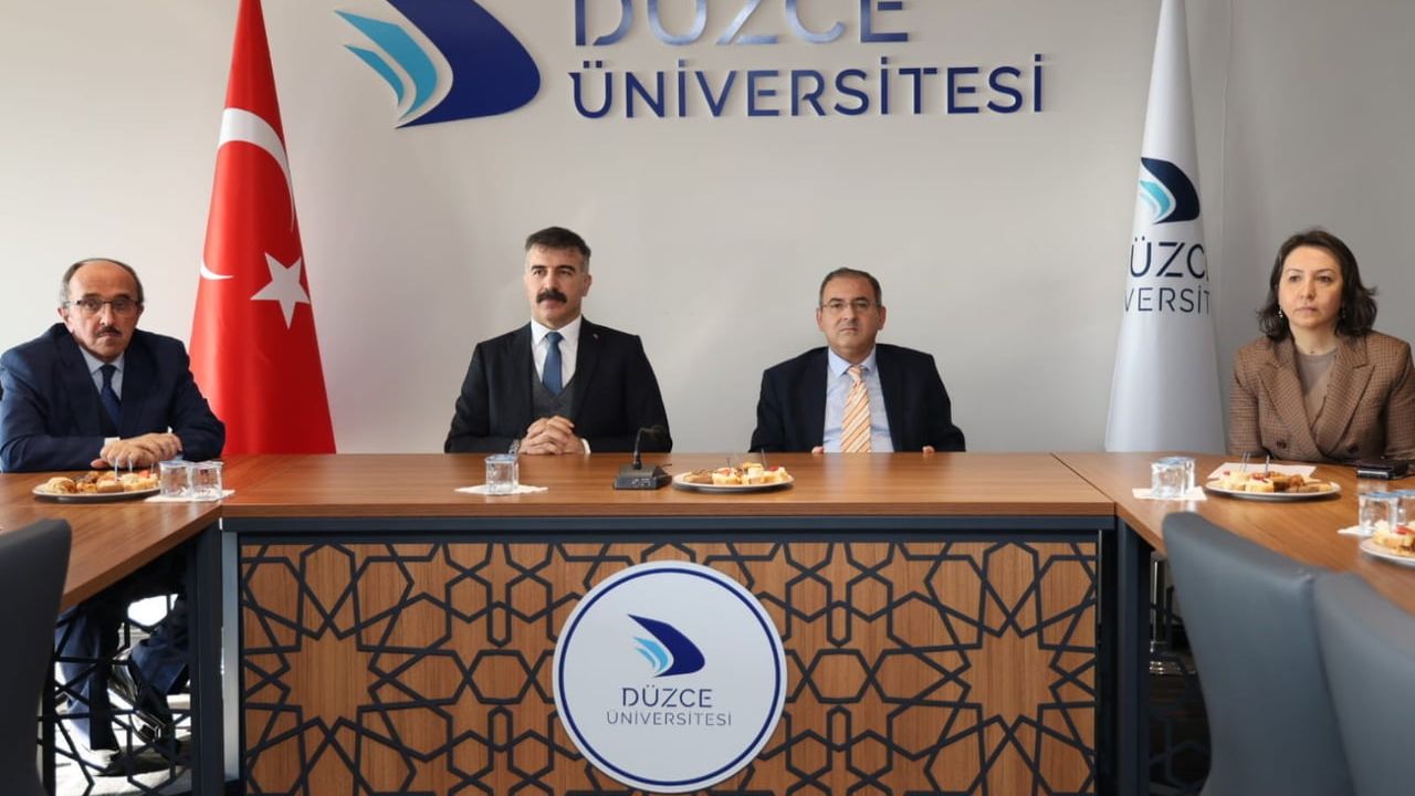 Düzce Üniversitesi'nde Dış Göç Politikaları Projesinin Kapanış Toplantısı