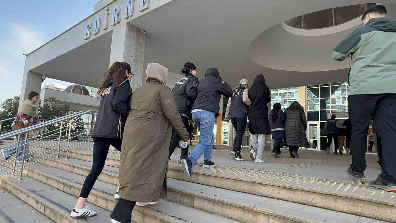 Edirne'de FETÖ operasyonunda 6 şüpheli adliyeye sevk edildi