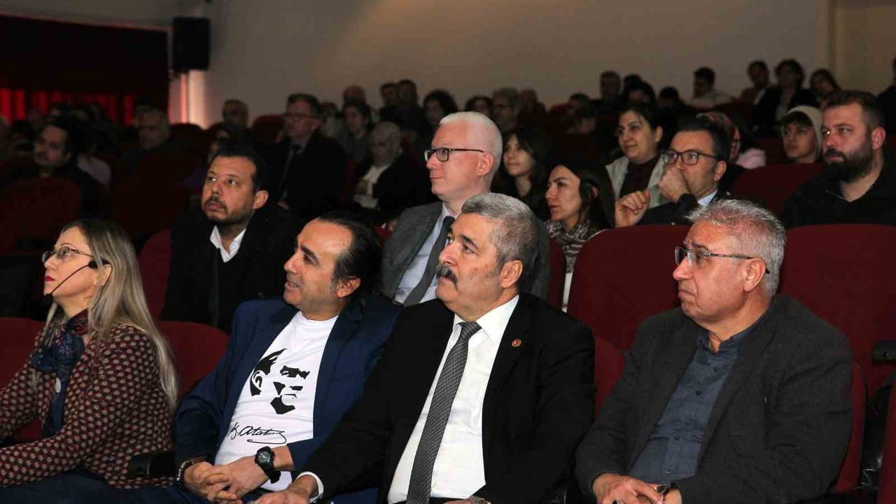 Efeler'de İlçe Öğrenci Meclisi açıldı: Öğrenciler çözüm odaklı yönetime katılıyor