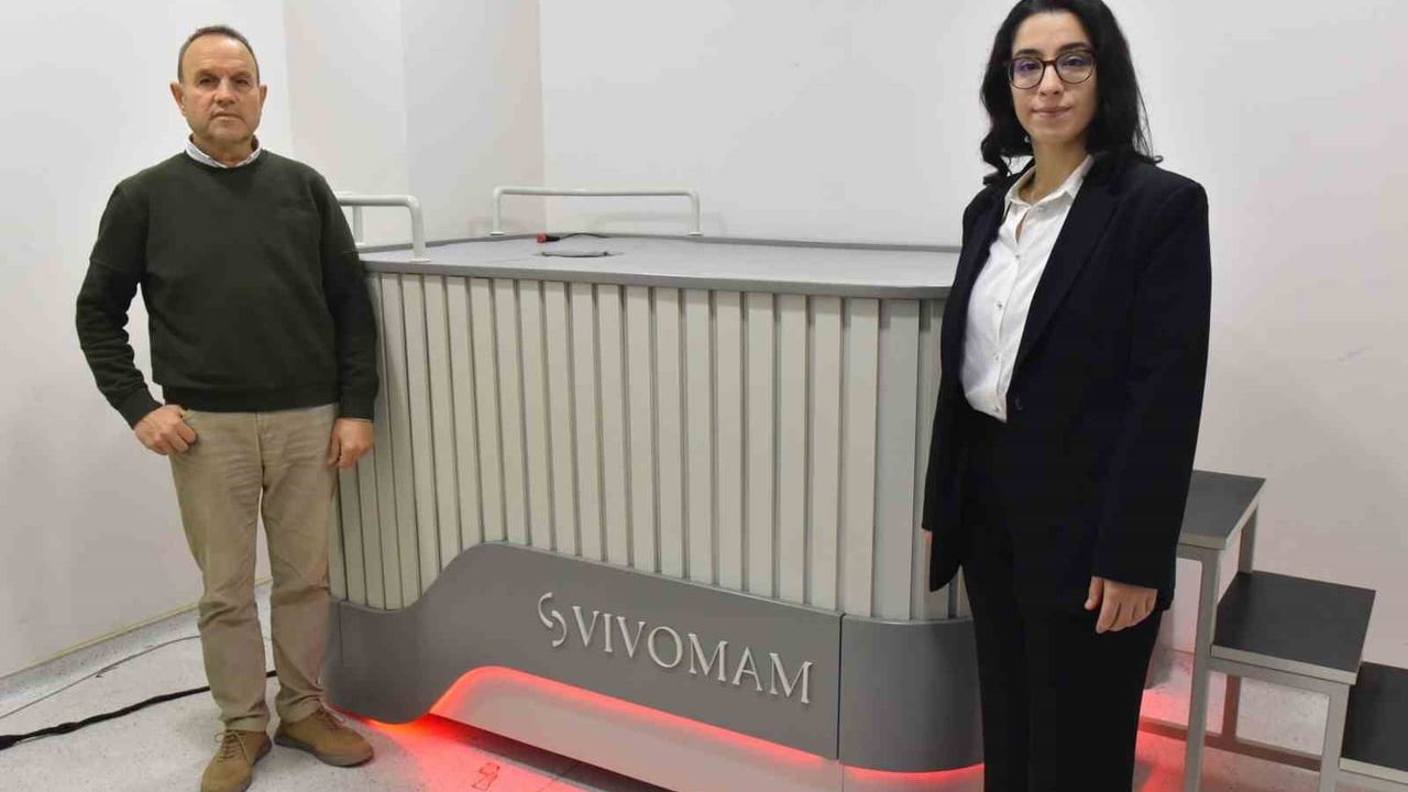 Ege Üniversitesi'nden radyasyonsuz meme kanseri tarama cihazı: VIVOMAM prototipi
