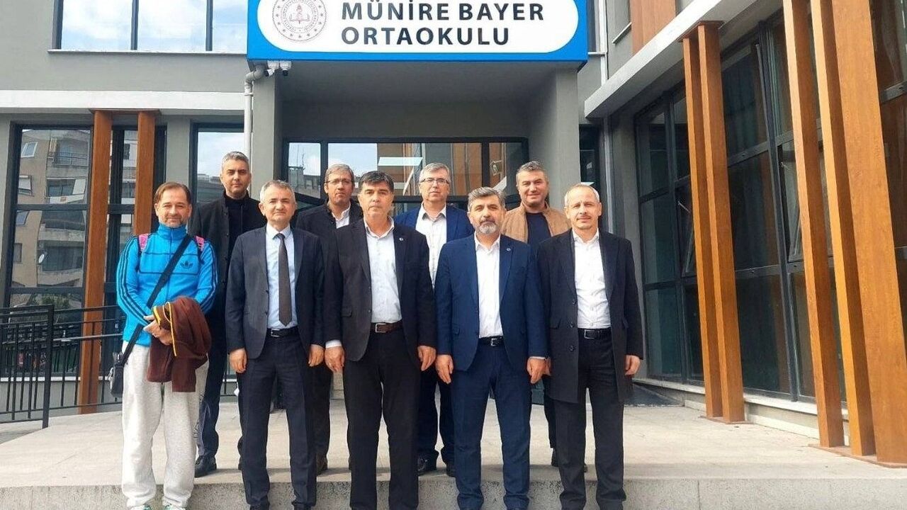 Eğitim-Bir-Sen Manisa 1 No’lu Şube’den Şehzadeler ve Soma'da eğitim buluşmaları