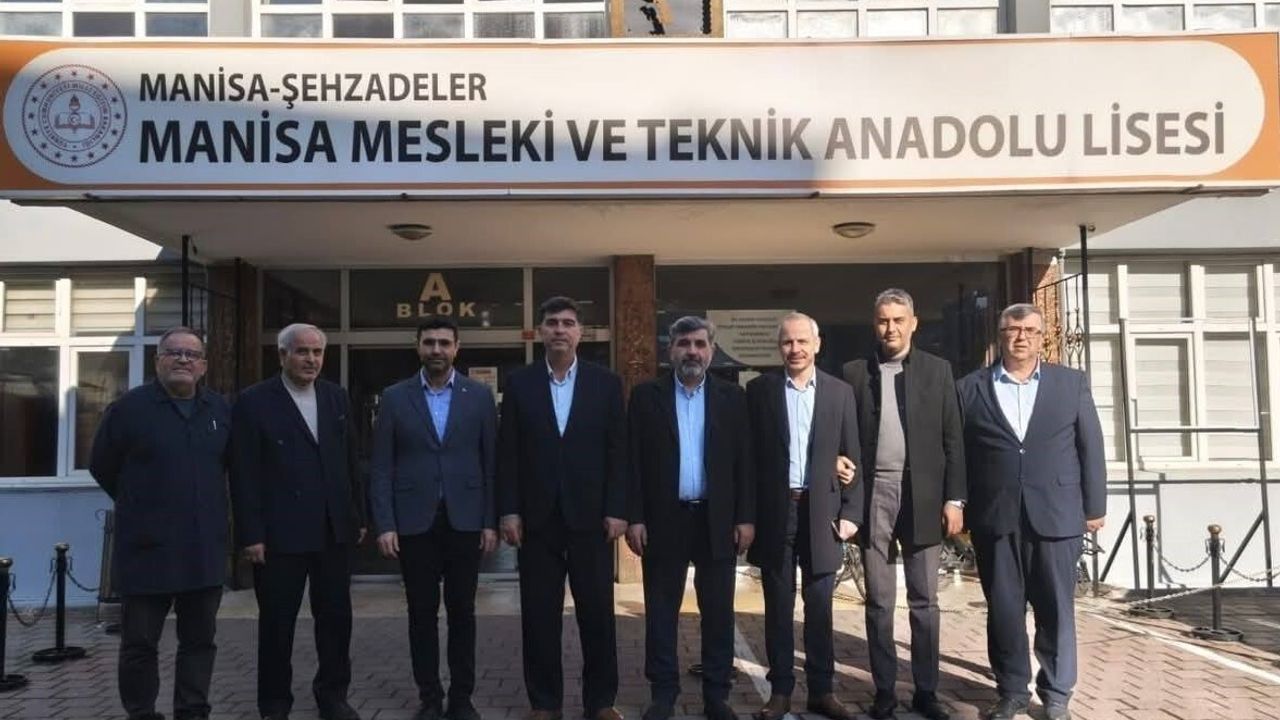 Eğitim-Bir-Sen Manisa 1 No’lu Şube Yönetimi Şehzadeler’de Okulları Ziyaret Etti