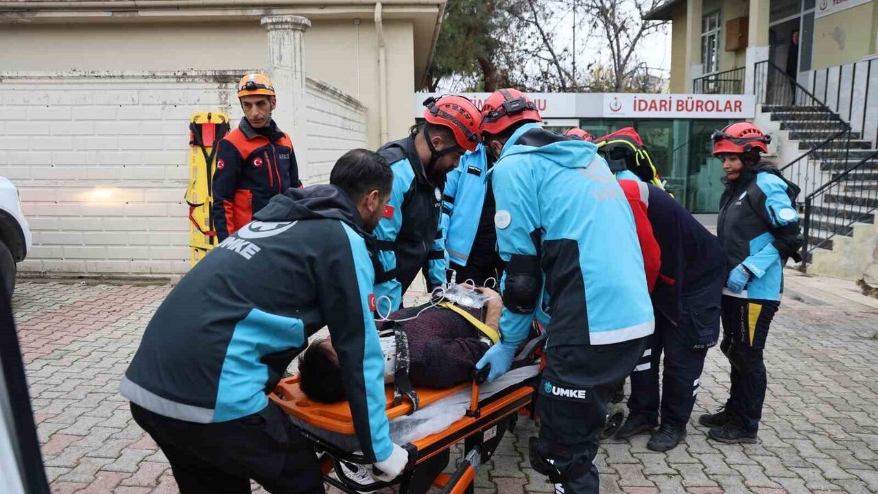Elazığ'da hastanede deprem ve yangın tatbikatı gerçekleştirildi