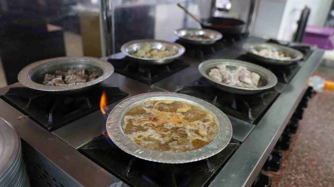 Elazığ'da Kışın Tercihi: Kelle Paça Talebi Arttı