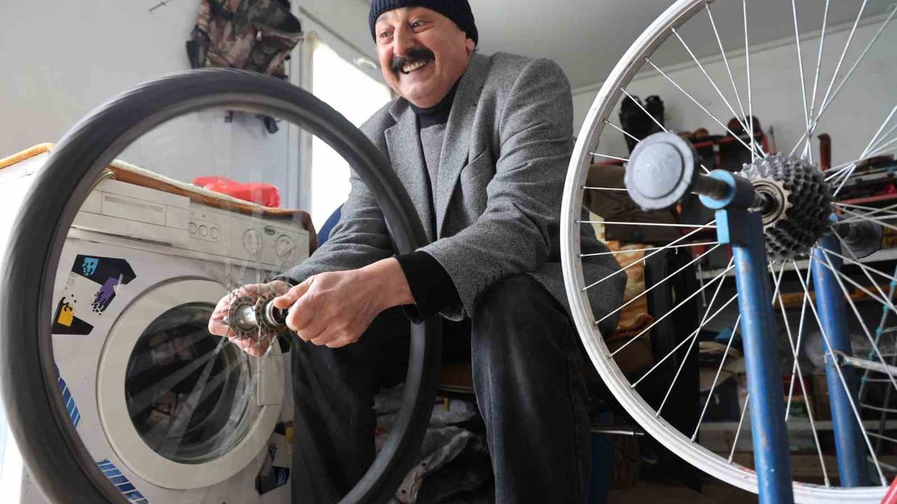 Elazığ'da sıra dışı bisiklet tasarımları ilgi topluyor