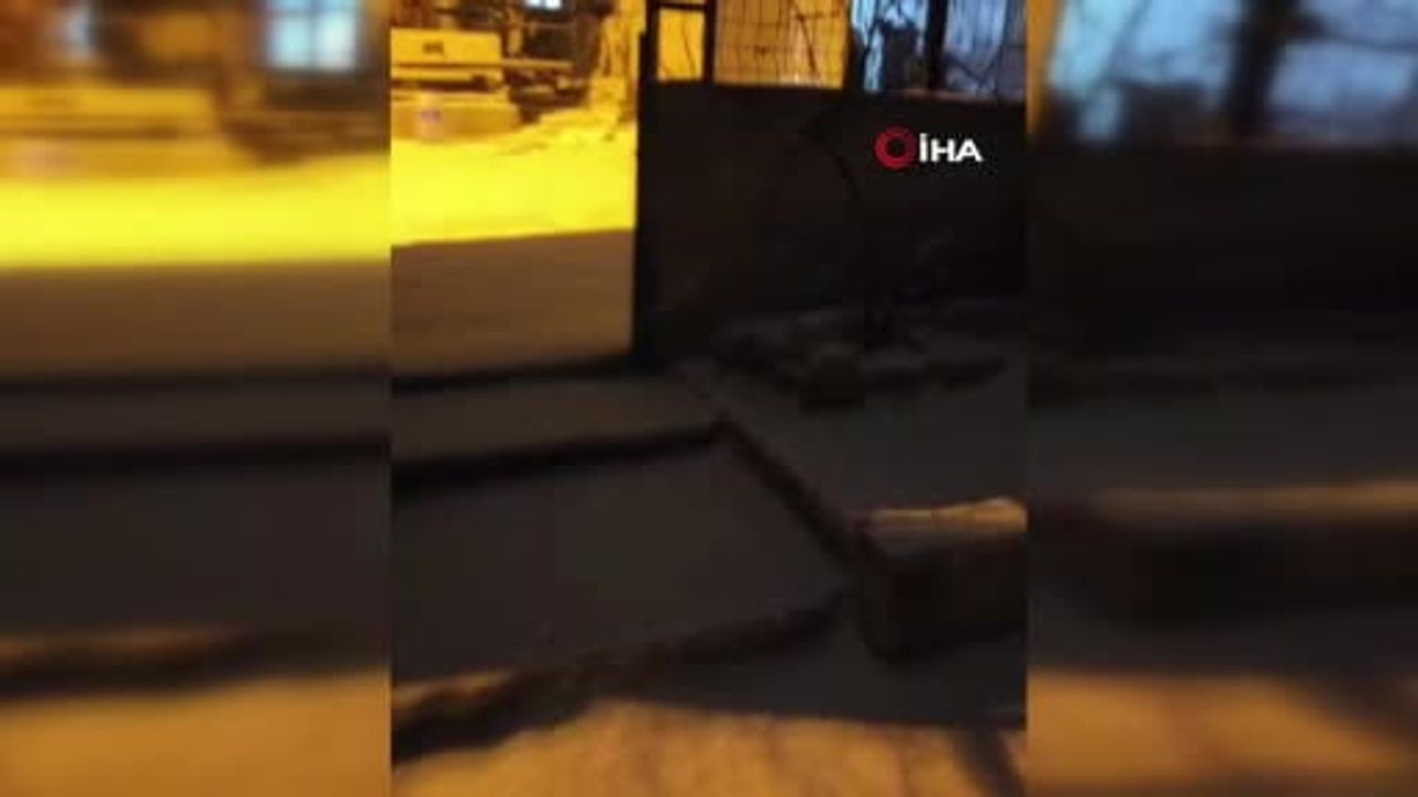 Elmadağ'da akşam saatlerinde kar yağışı ilçeyi beyaza bürüdü