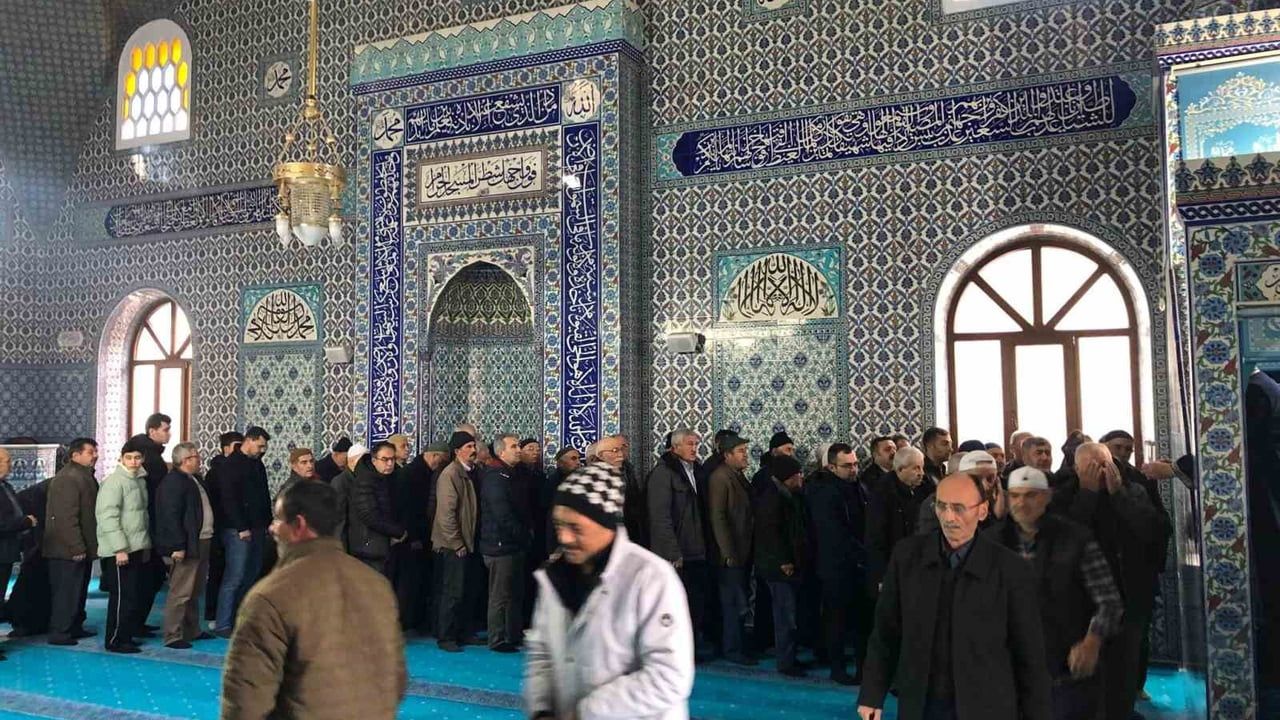 Emet'te Recep Ayı Sakal-ı Şerif Ziyareti İlgi Gördü