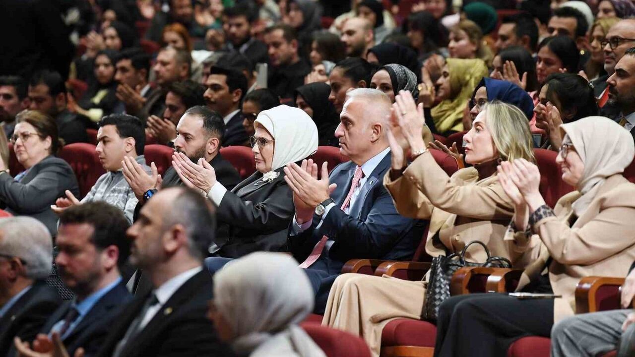 Emine Erdoğan, "Hind Rajab’ın Sesi" filmini Beştepe'de izledi