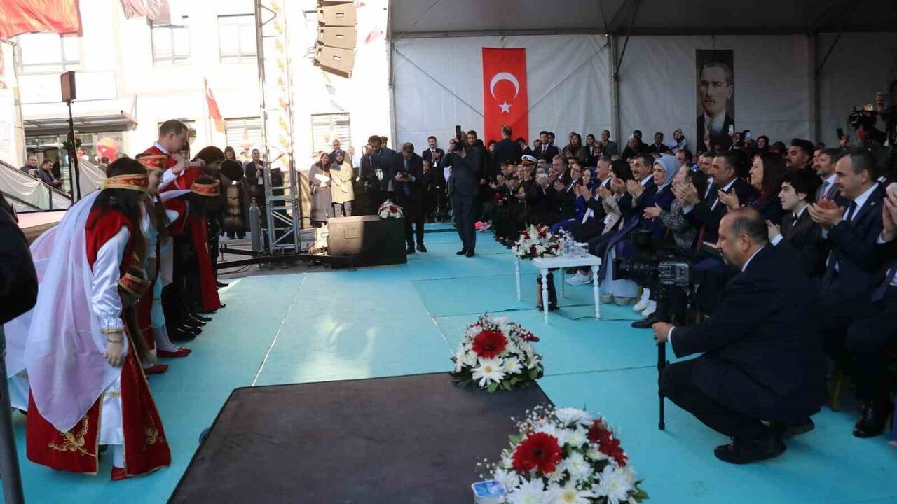 Emine Erdoğan, Karadeniz Ereğli Özel Eğitim Kampüsünün açılışına katıldı