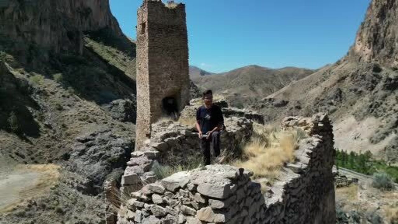 Engüzekkapı Kalesi: Erzurum'un Bin Yıllık Görkemi