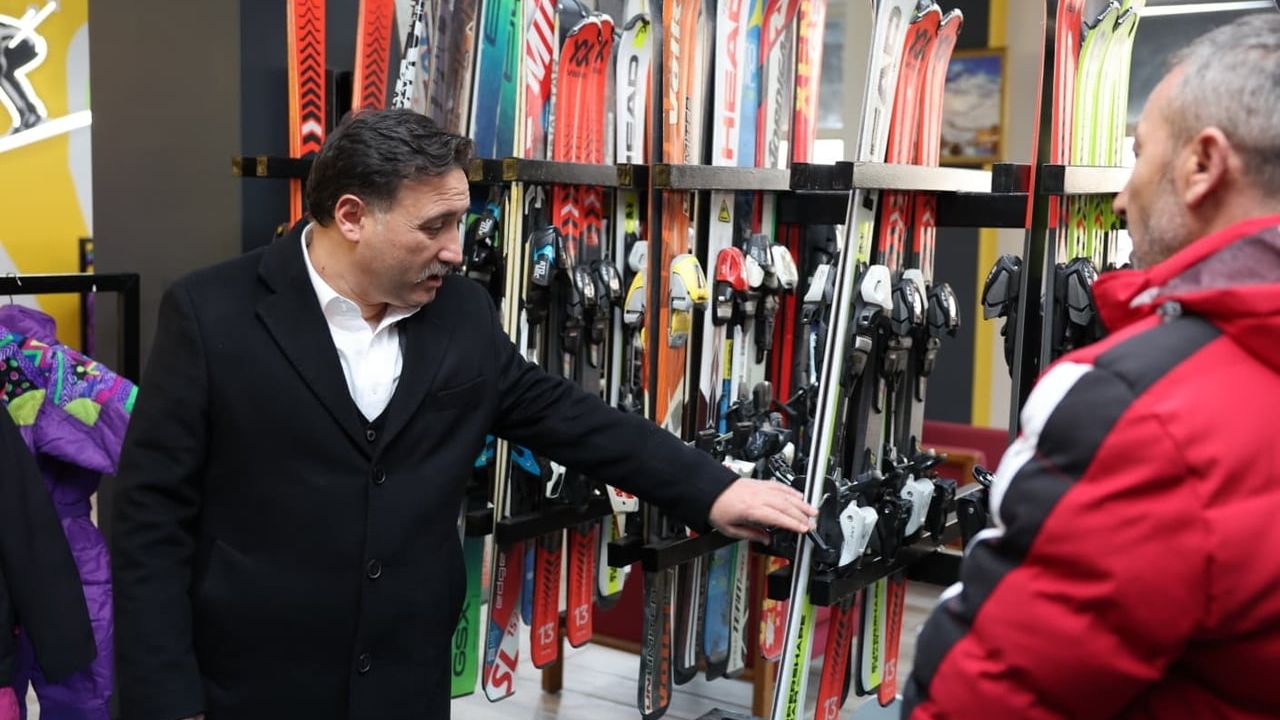 Erciyes'te 65'inci ERVA Spor Okulu: ERVA Kar Fırtınaları başladı