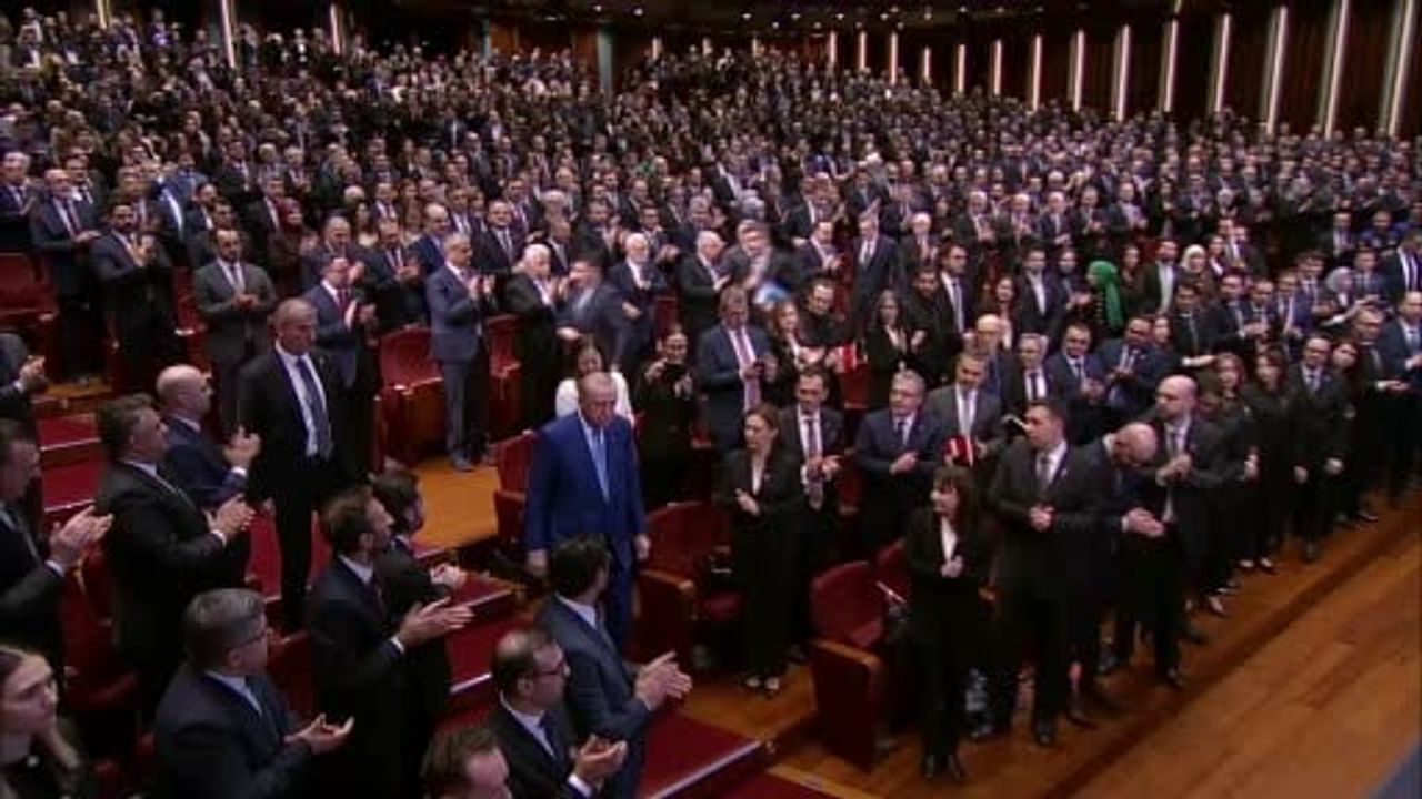 Erdoğan: Milletimiz yaşayan ve toprağın altındaki münevverlerle bir bütündür