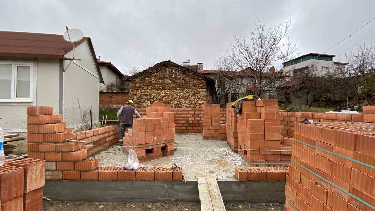 Erenköy Mahallesi'ne yeni fırın evi: İnönü Belediyesi'nden mahalleye destek