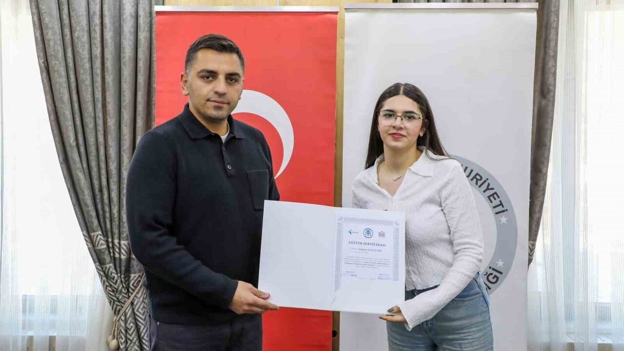 Erzincan'da kadın girişimcilere yönelik sertifika programı tamamlandı
