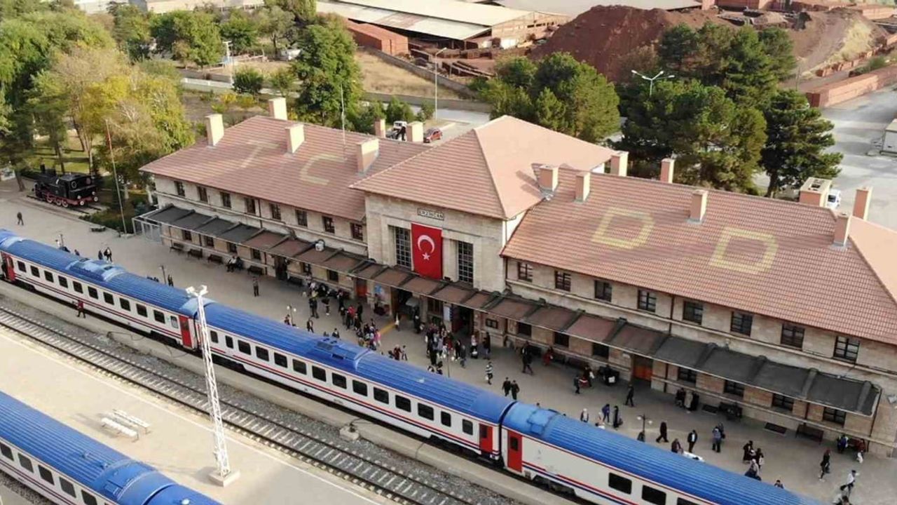 Erzincan Tren Garı: Depremlere Direnen 87 Yıllık Yapı