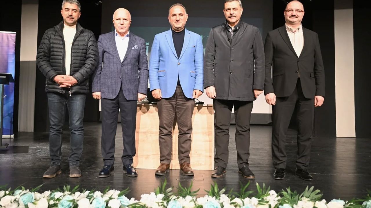 Erzurum'da Asrın İdrakine söyleşisi