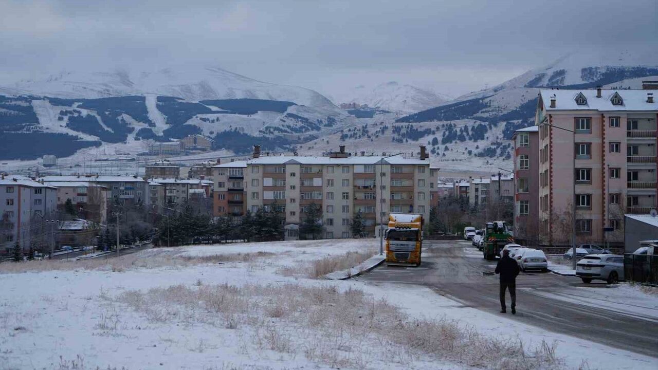 Erzurum'da gece kar kısa sürdü — 3 gün yağış beklenmiyor