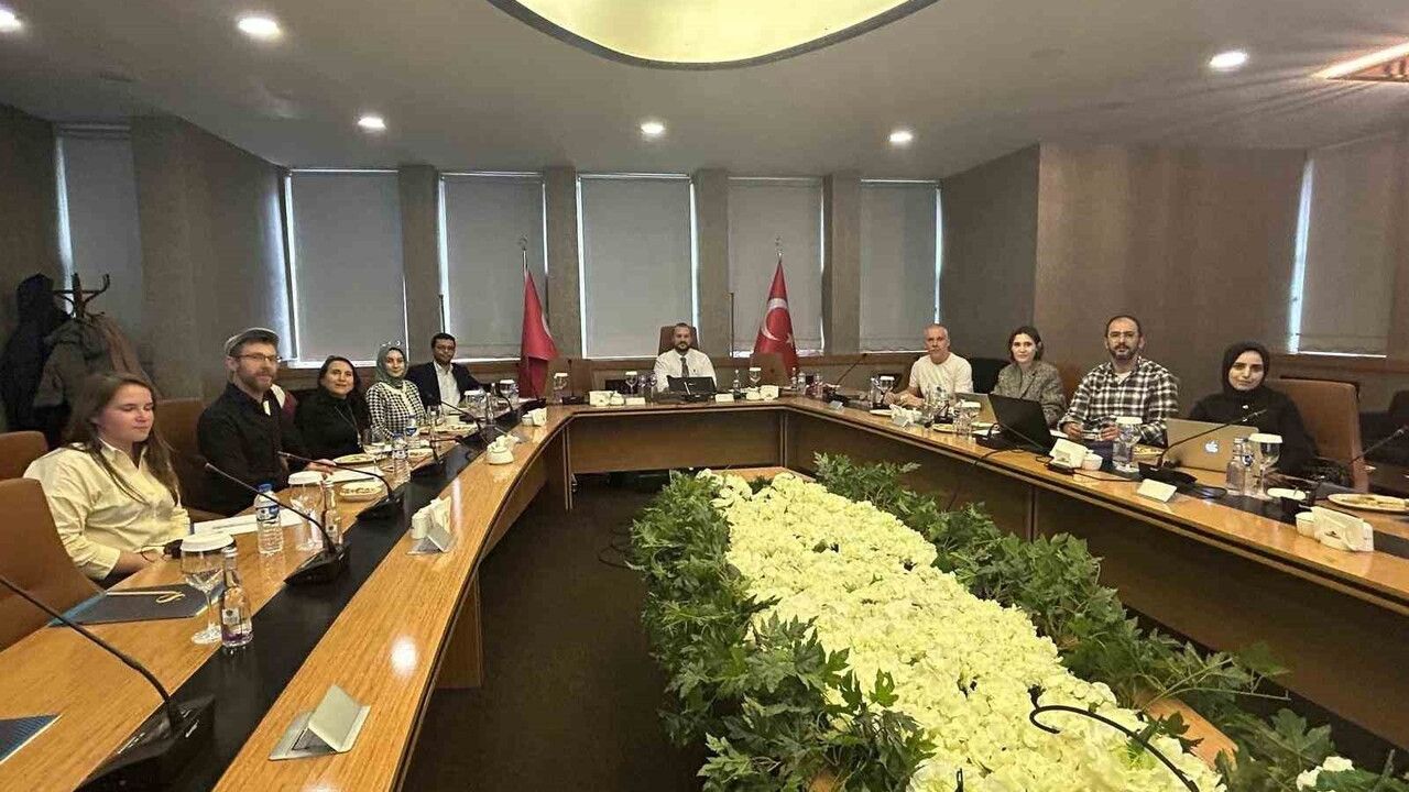 Erzurum’da yapay zekâyla yetişen genç liderler