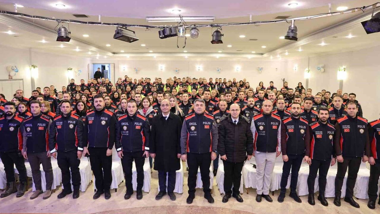 Erzurum İl Emniyet Müdürü Onur Karaburun 'Okul Polisi' ile buluştu