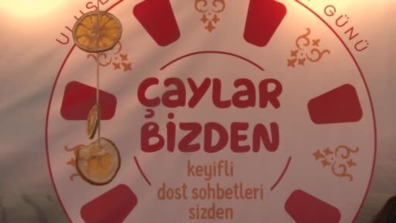 Esenler'de 55 çeşit çayla Dünya Çay Günü coşkusu