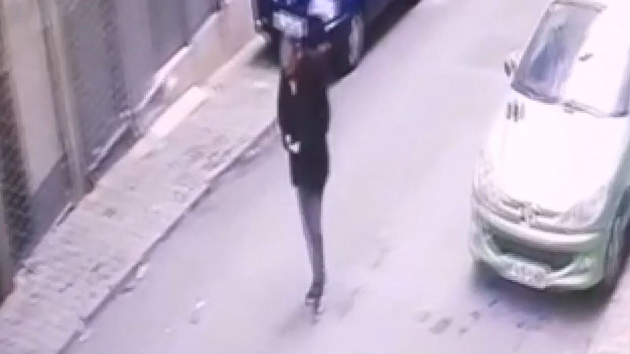 Esenler'de minibüste yankesicilik: şüpheli yakalandı