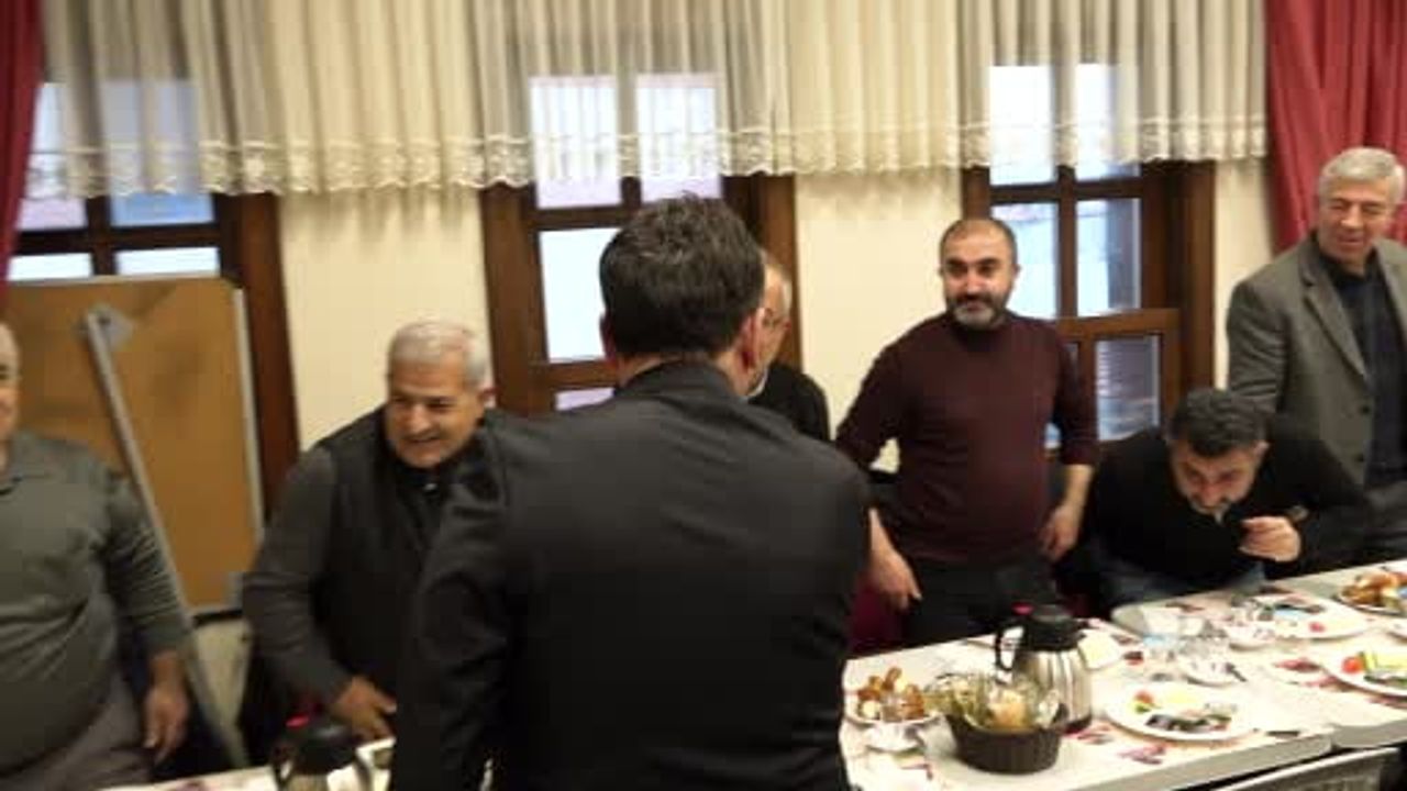 Esenler’de “Rol Model ve Etki Bilinci” atölyesi: Mehmet Akif’in ahlak anlayışı işlendi