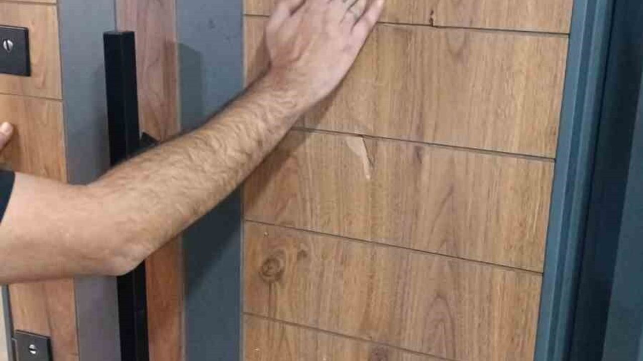 Esenyurt'ta ev sahibi ve yakınlarının kiracının evine saldırısı