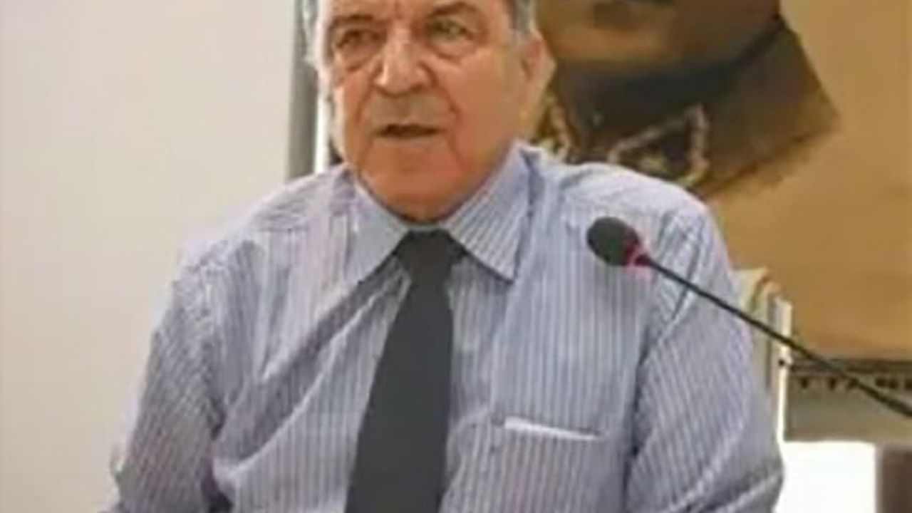 Eski Çeşme Belediye Başkanı Faik Tütüncüoğlu hayatını kaybetti