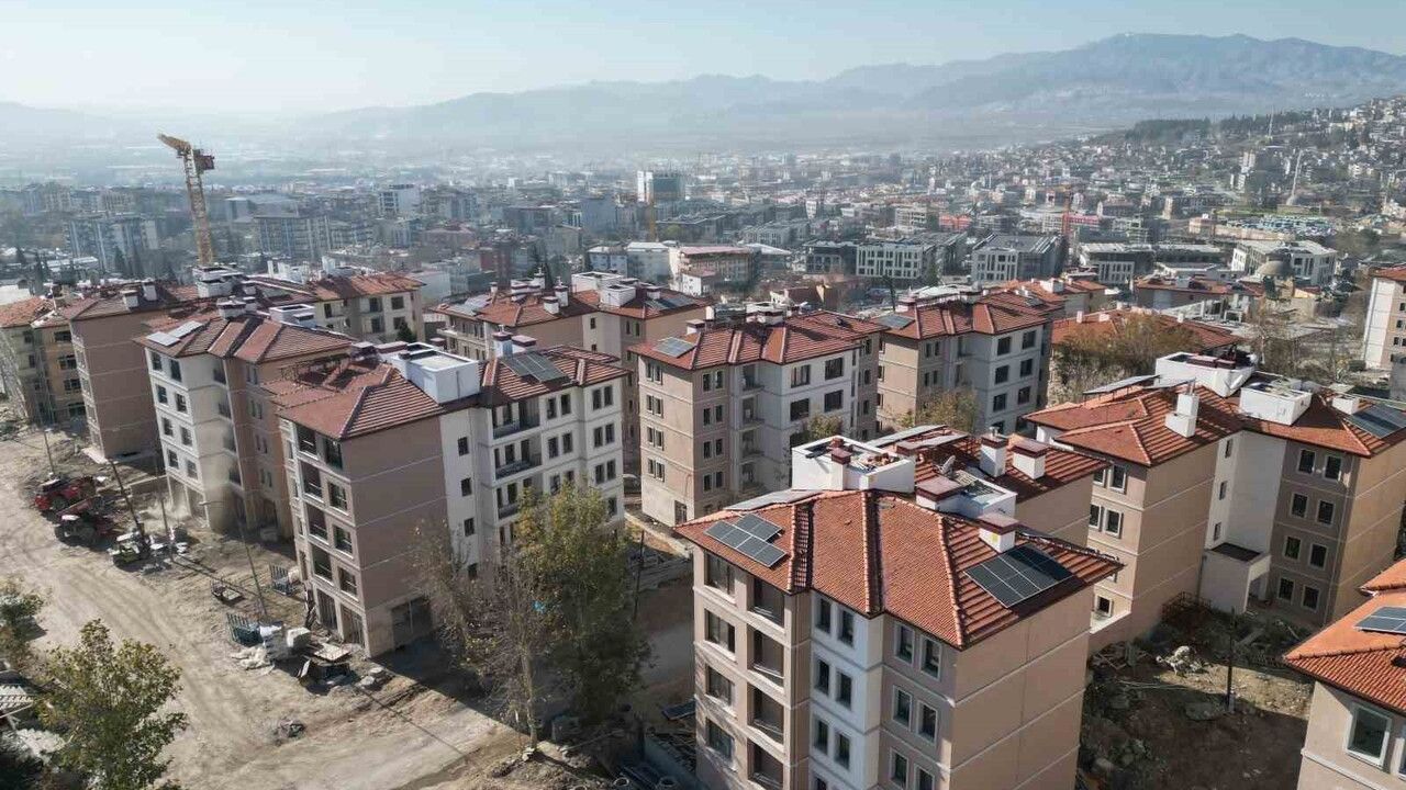 Eski mahalleler yerinde dönüşümle yeniden canlanıyor