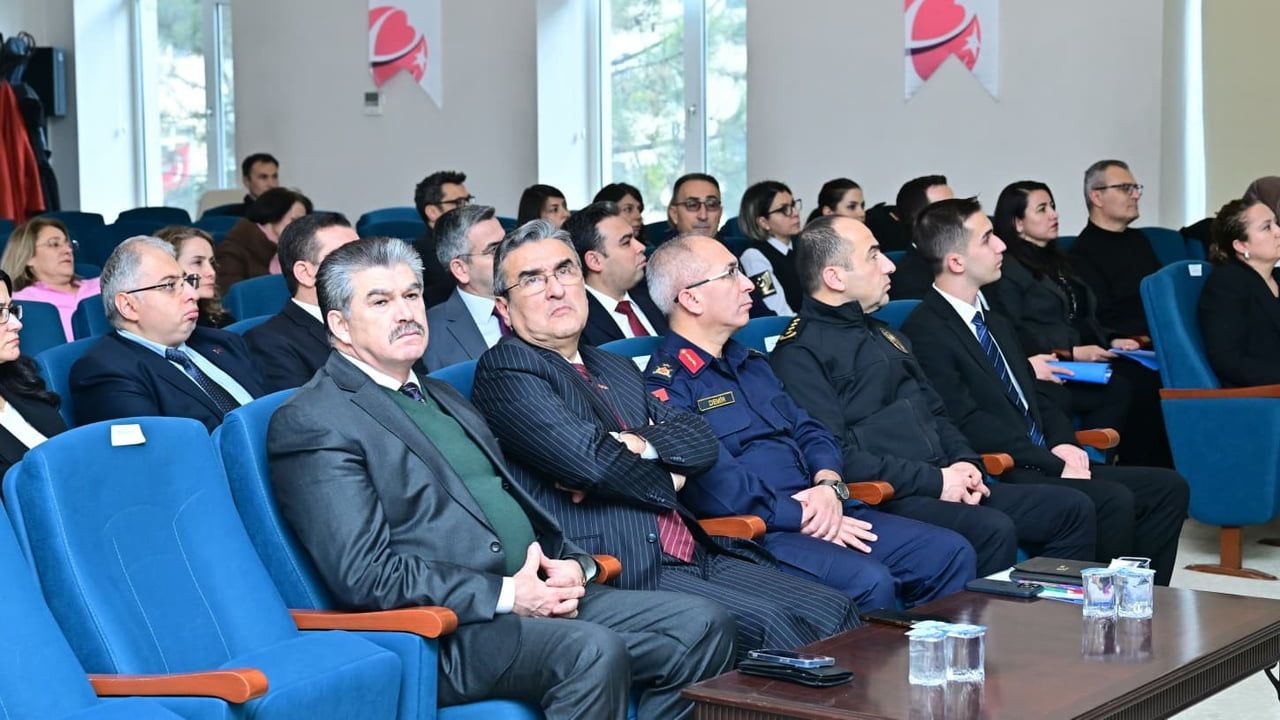 Eskişehir'de 2025 4. Dönem Kadına Yönelik Şiddetle Mücadele Toplantısı