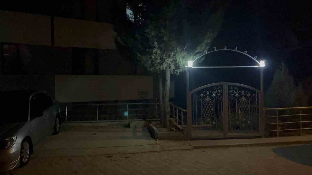 Eskişehir'de düşen kadının öldüğü düşünüldü, ekiplerin kontrolünde hayatta olduğu ortaya çıktı