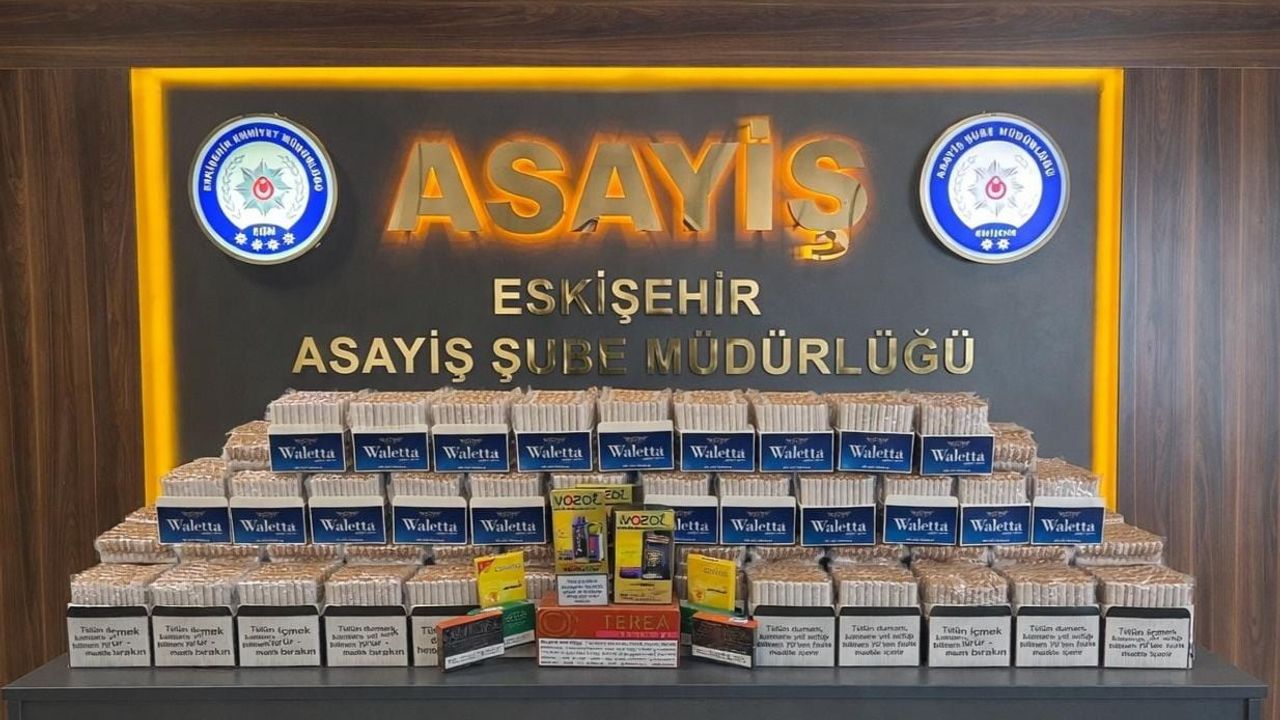 Eskişehir'de şüpheli araçta binlerce dal bandrolsüz sigara bulundu