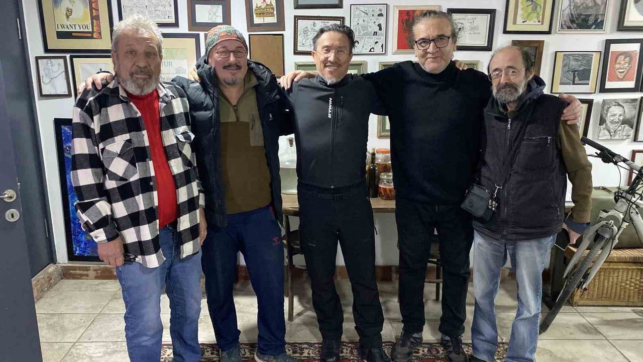 Eskişehir'de yaklaşık 40 yıllık karikatür dostluğu