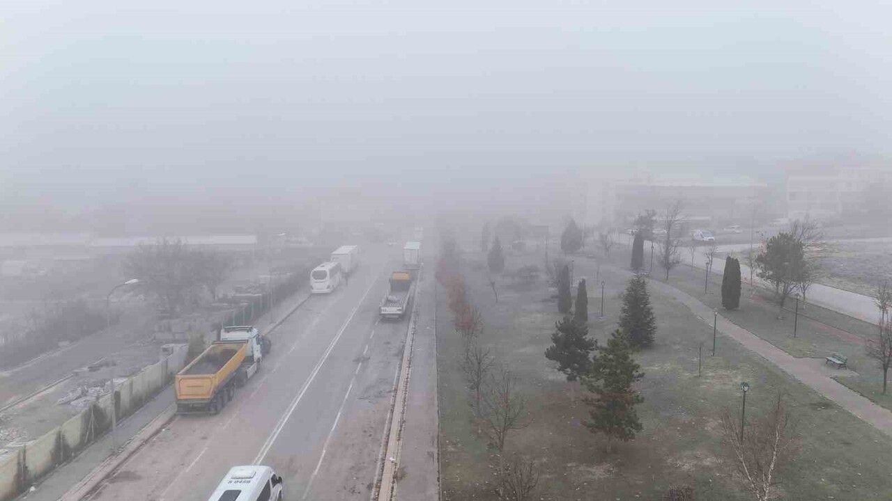 Eskişehir sabah sisle kaplandı — Dron görüntüleri