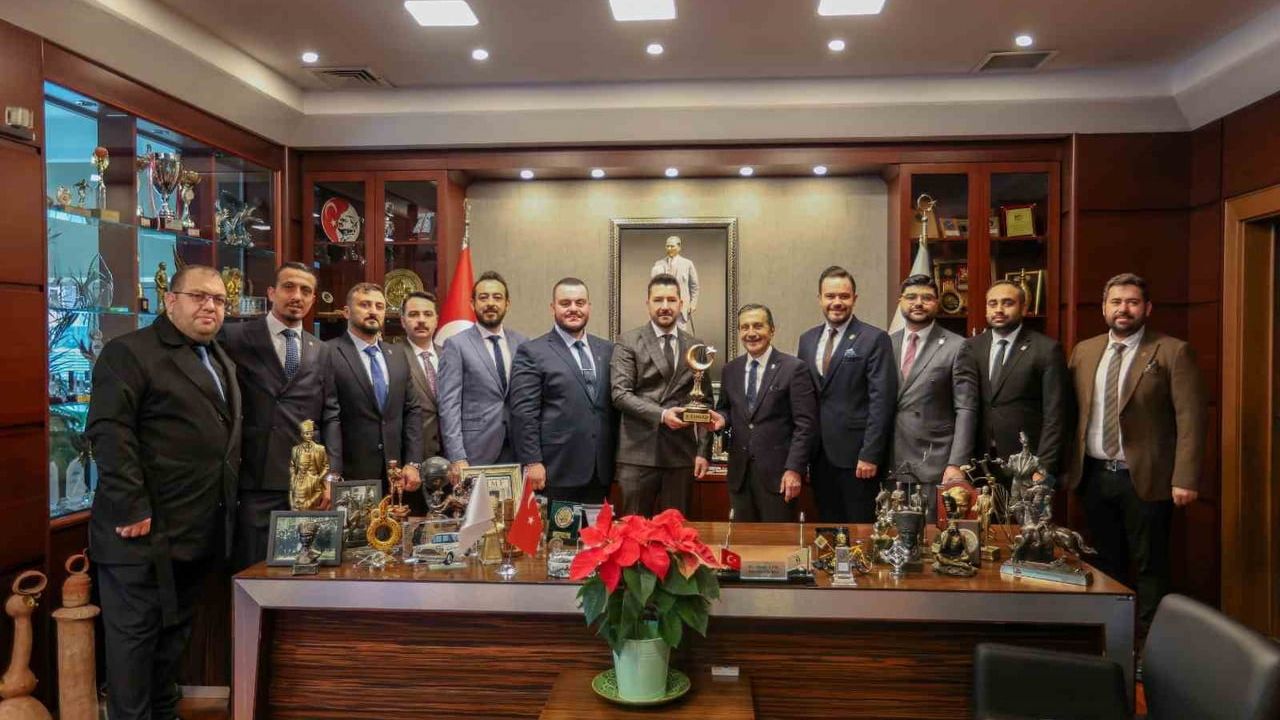 ESMİAD’den Eskişehir belediye başkanlarına ziyaret