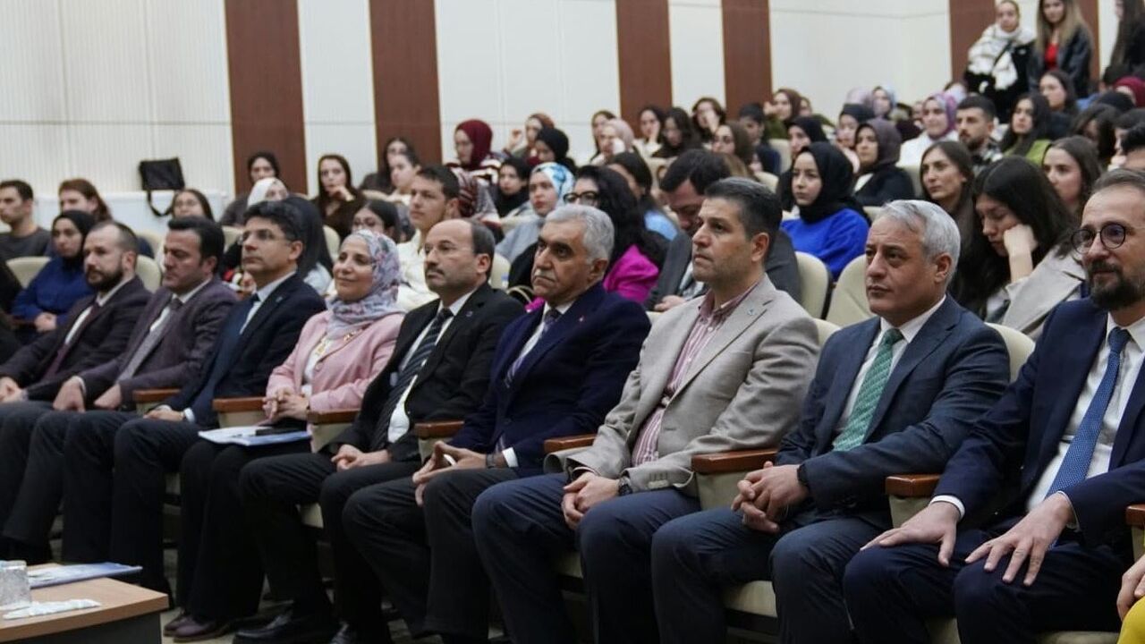 ETÜ'de 'Avrupa Birliği Uluslararası İnsani Yardım Ağları' Konferansı