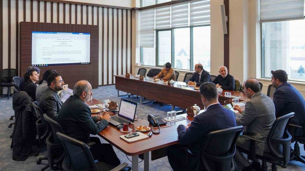 ETÜ'de dış paydaş toplantısı: Yapay zekâ ve üniversite-sanayi iş birliği