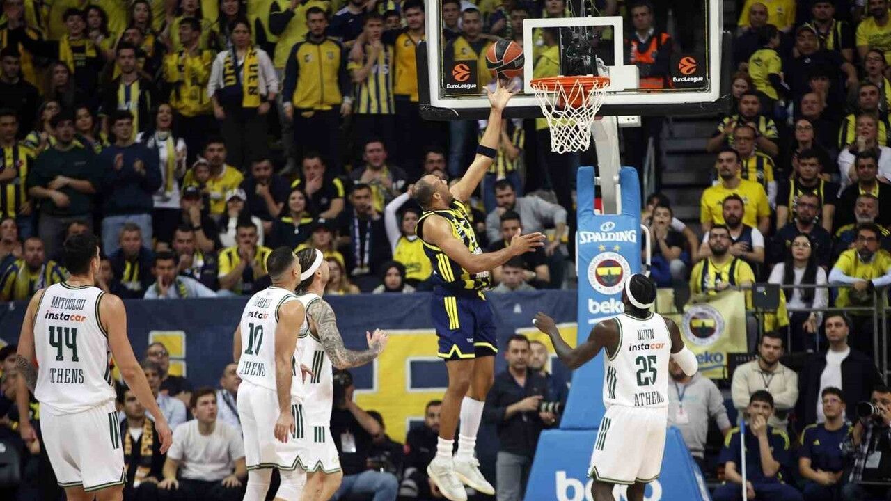 Euroleague: Fenerbahçe 77 - Panathinaikos 81, 6 maçlık galibiyet serisi sona erdi