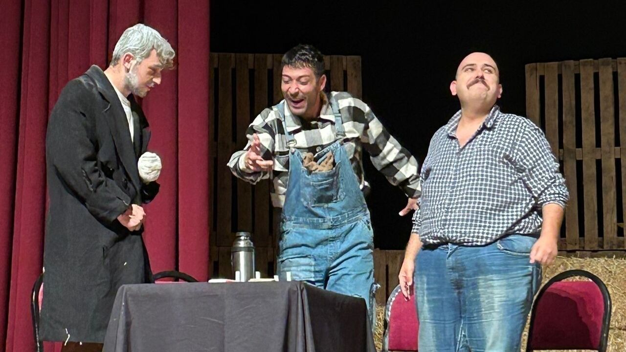 Fareler ve İnsanlar Yıldız Kenter Sahnesi'nde sahnelendi