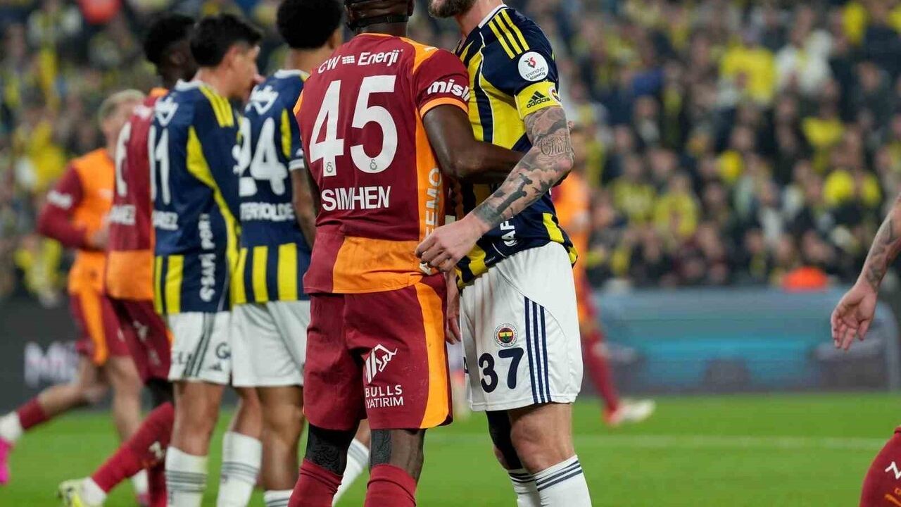 Fenerbahçe 0 - 1 Galatasaray (İlk yarı) — Trendyol Süper Lig 14. Hafta