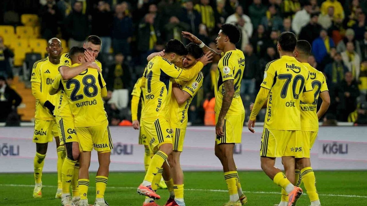 Fenerbahçe 16 haftayı yenilgisiz kapattı